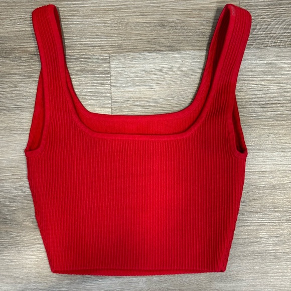 Babaton “sculpt knit squareneck cropped tank” - Picture 3 of 4